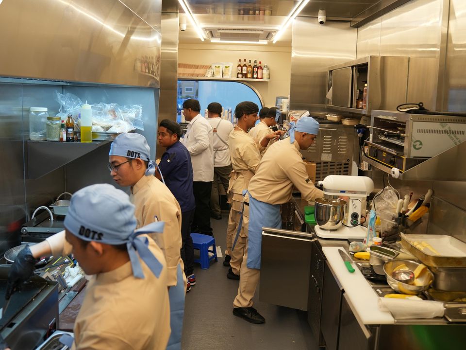 Full restaurant kitchen