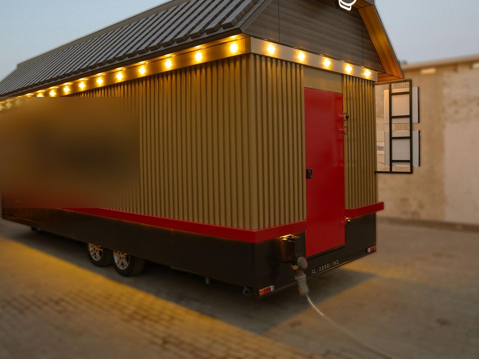 Street-food cabin trailer